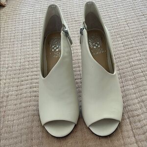 Vince Camuto Women's White Peep-Toe Heels